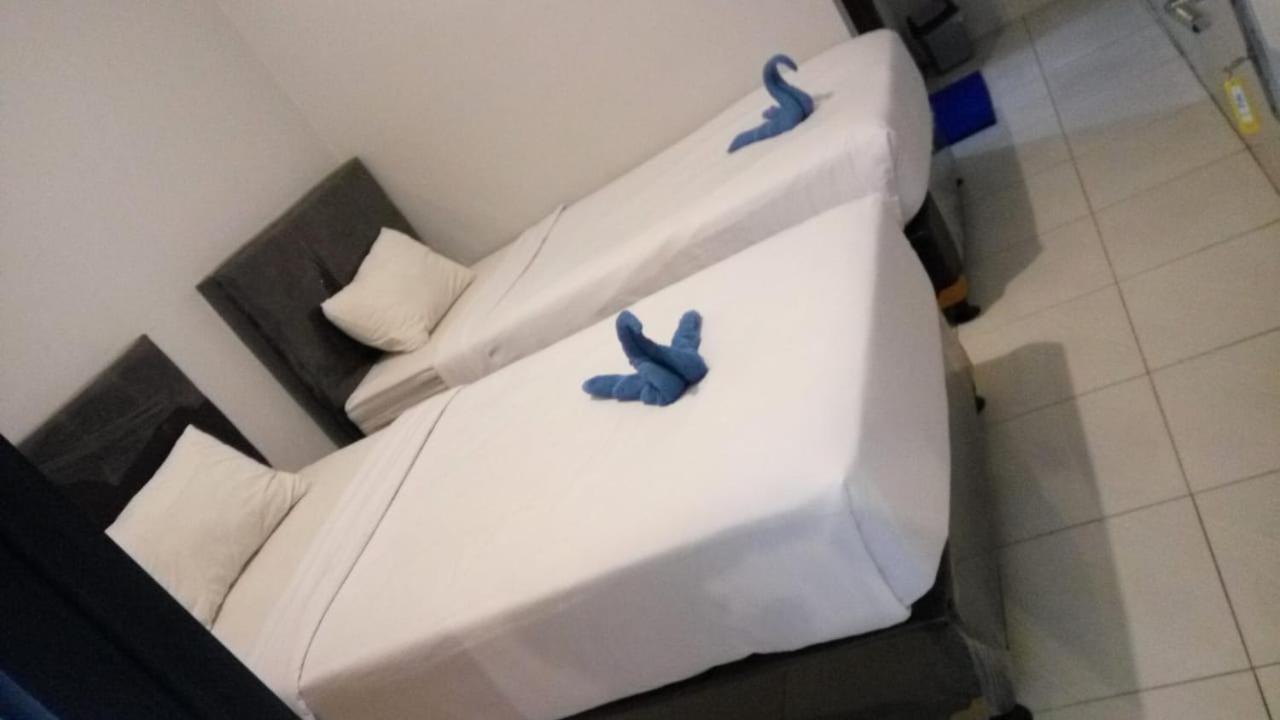 Hotel Syariah Tremigo Guesthouse Cirebon Eksteriør billede