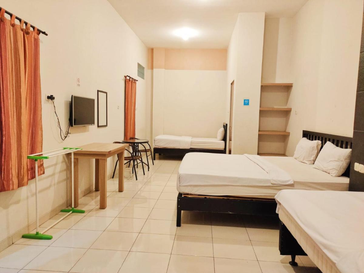 Hotel Syariah Tremigo Guesthouse Cirebon Eksteriør billede