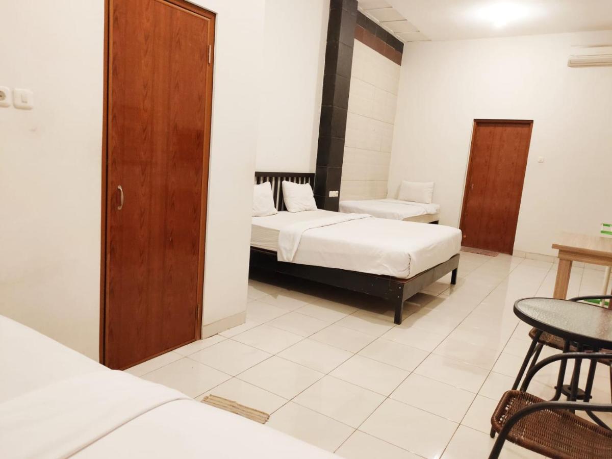 Hotel Syariah Tremigo Guesthouse Cirebon Eksteriør billede