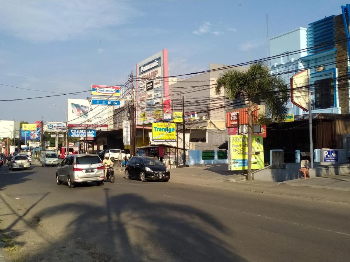 Hotel Syariah Tremigo Guesthouse Cirebon Eksteriør billede