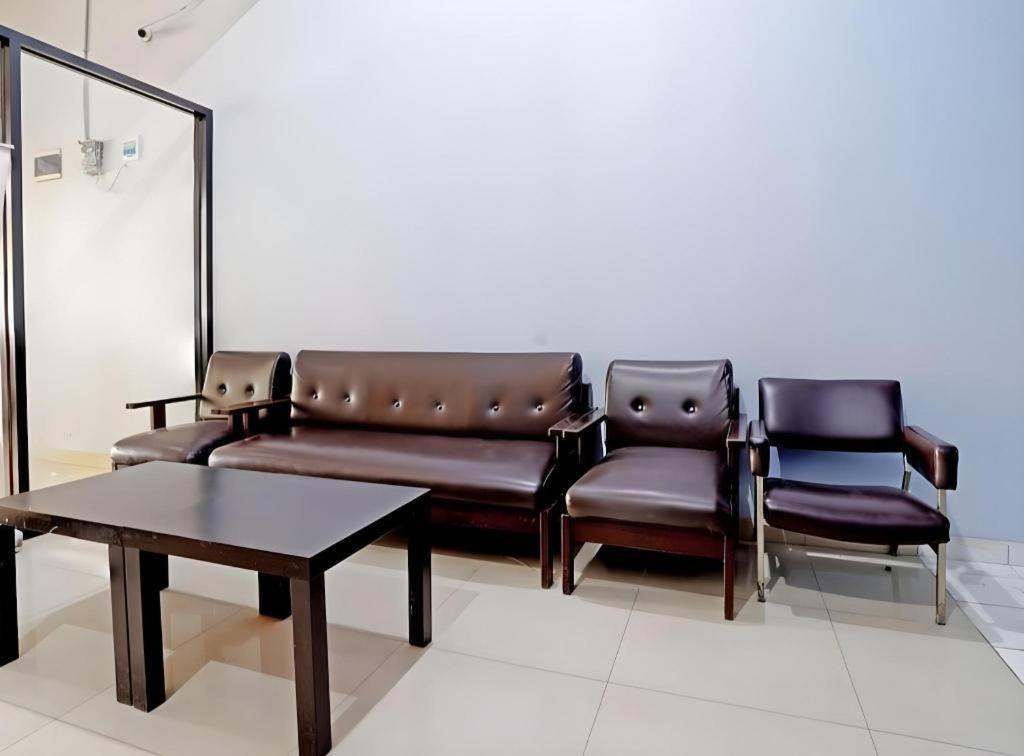 Hotel Syariah Tremigo Guesthouse Cirebon Eksteriør billede
