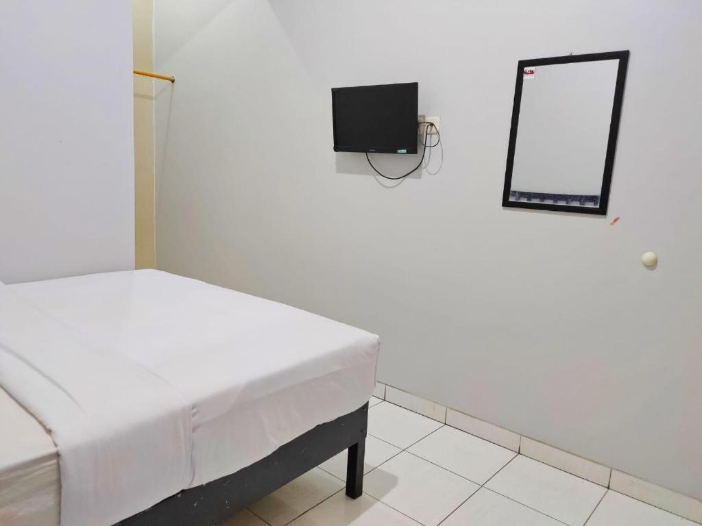 Hotel Syariah Tremigo Guesthouse Cirebon Eksteriør billede